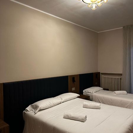 Urban Hotel بيسكارا المظهر الخارجي الصورة
