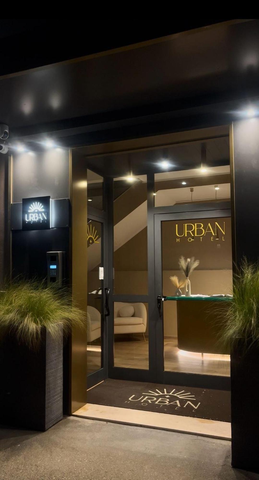 Urban Hotel بيسكارا المظهر الخارجي الصورة