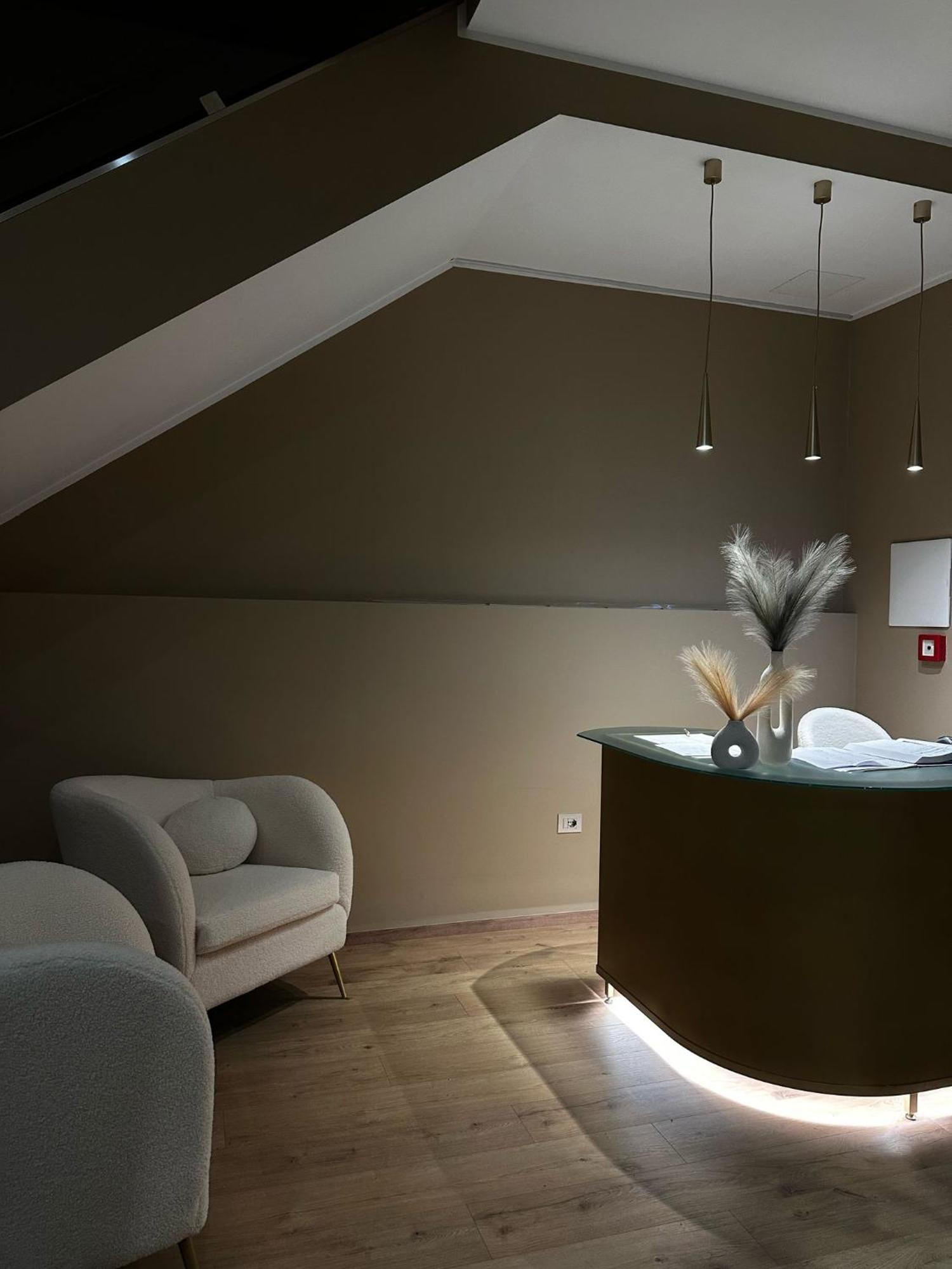 Urban Hotel بيسكارا المظهر الخارجي الصورة