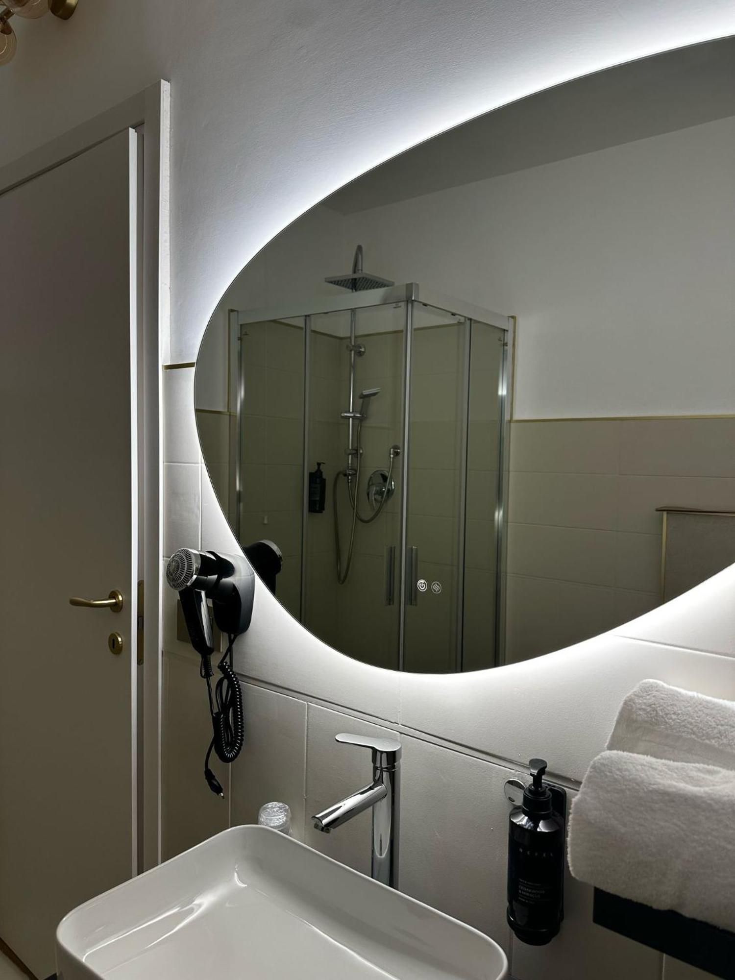 Urban Hotel بيسكارا المظهر الخارجي الصورة