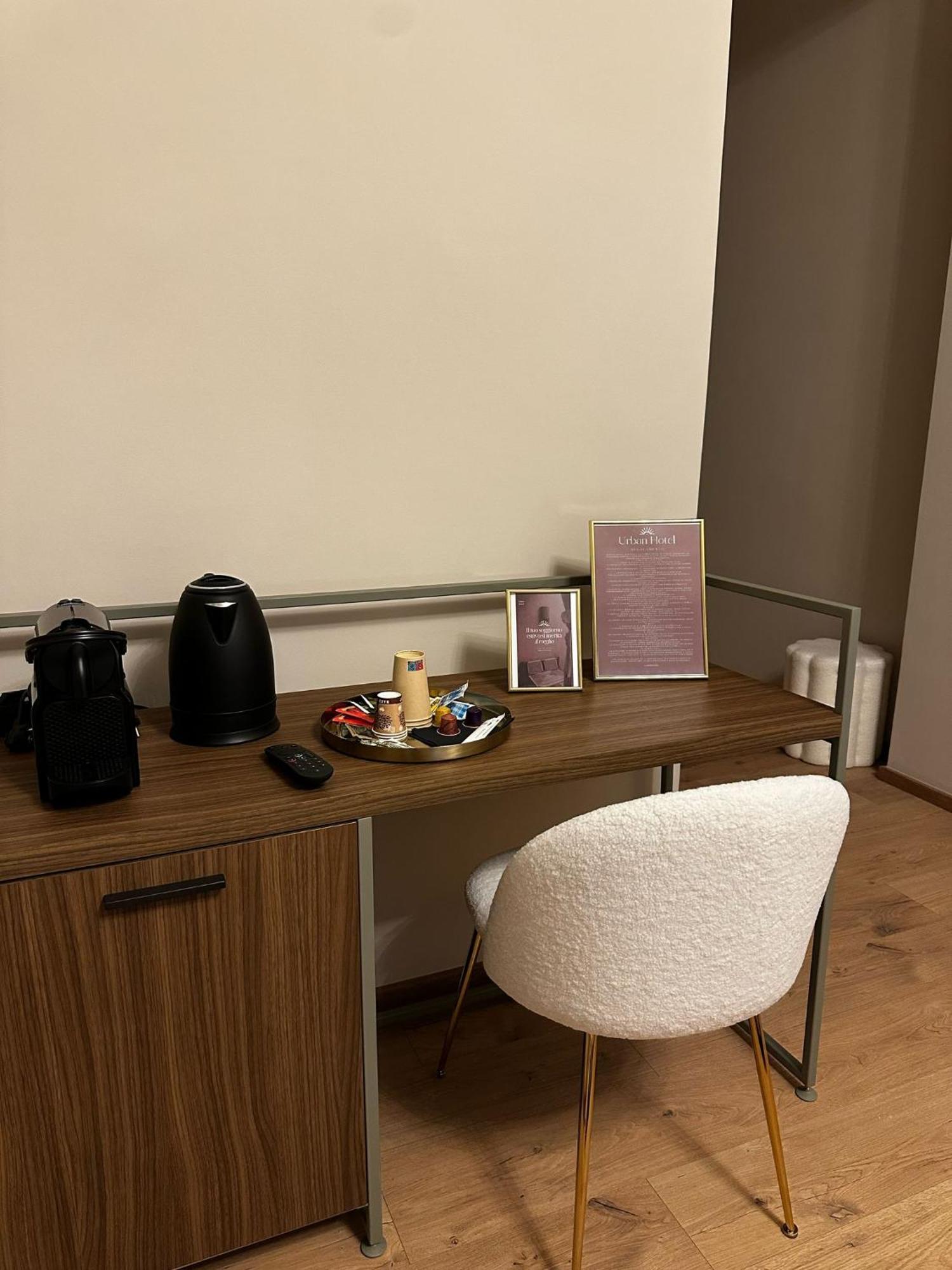 Urban Hotel بيسكارا المظهر الخارجي الصورة